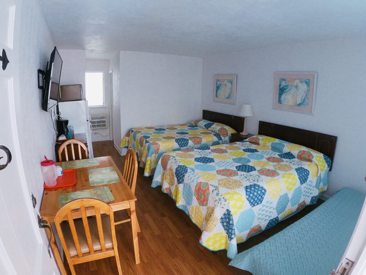 Double Queen Room